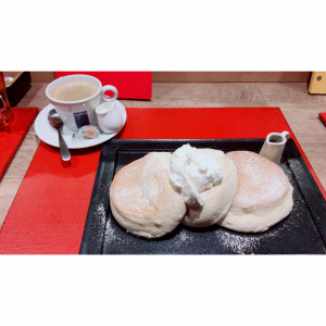 909A3647-F5AF-488D-8935-7A9D3D2255DA