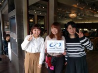 サロン見学。学生続々来店中!!!