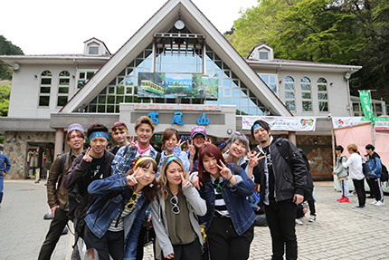 2017年 1年生遠足「高尾山 登山」 2016年 1年生遠足「高尾山 登山」