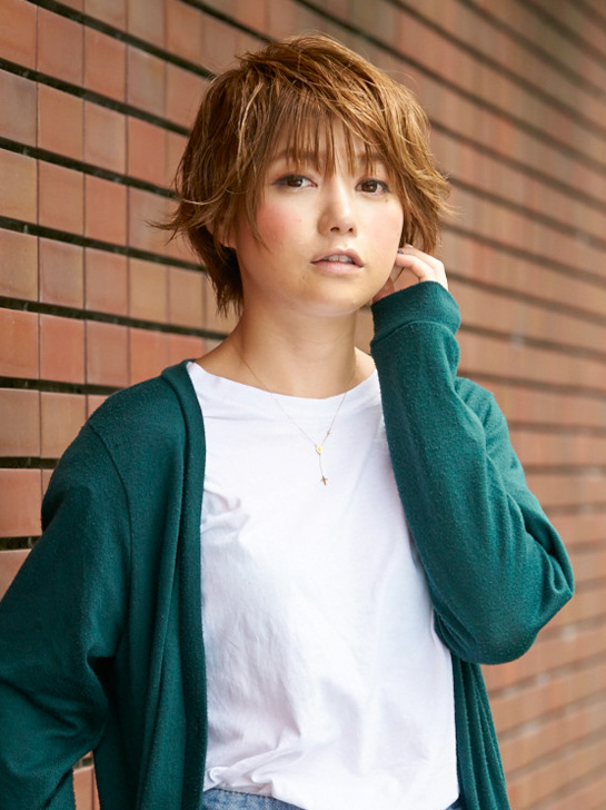 甘さと辛さを備えた無敵のハネ感ショート