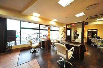 https://www.seahorsejp.com/wp-content/uploads/2016/09/chofu-kokuryo_salon03_sb.jpg